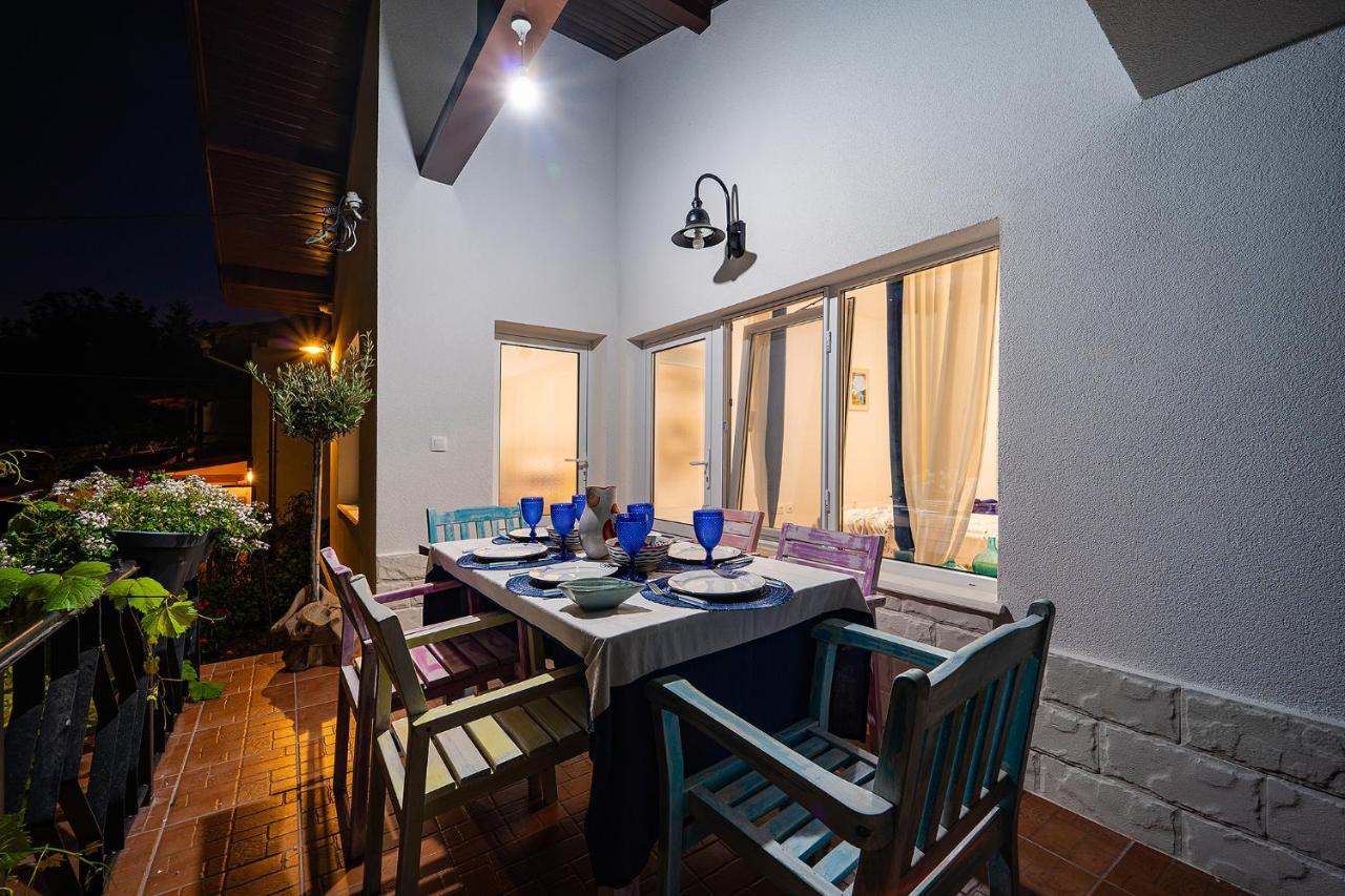 Casa De La Mare - Albena Villa Buitenkant foto
